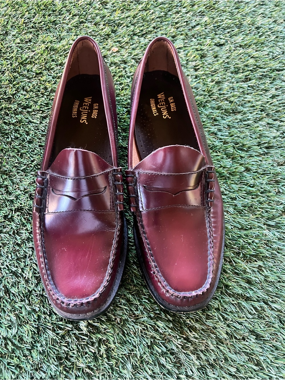 Weejuns Men's Burgundy Leather Penny Loafers